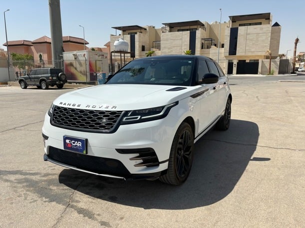 Used 2020 Range Rover Velar R-Dynamic for sale in Riyadh